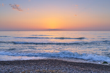 Obraz premium Beautiful seascape at dawn on the Valencia coastline