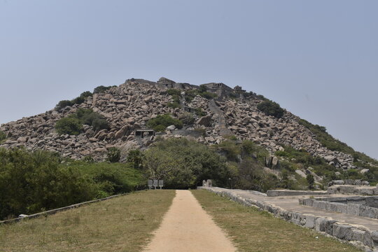 Buildings, Monuments & Architecture of Queen's fort at Gingee, Tamilnadu, India.