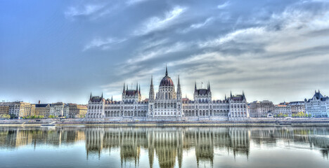 Fototapeta na wymiar Budapest and the Danube, HDR Image