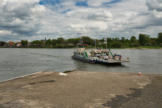 Rheinf&auml;hre Kaiserswerth - Langst