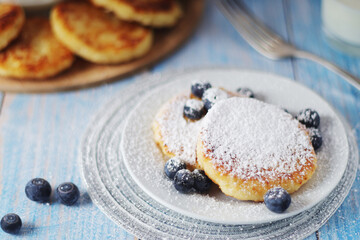 Cottage cheese pancakes - traditional Russian syrniki
