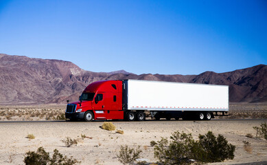 Semi Trucks on the Nevada Highway, USA.  Trucking in Nevada , USA © CK