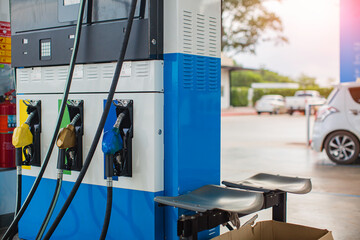 Pump oil station