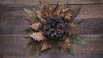 leaves on wooden background