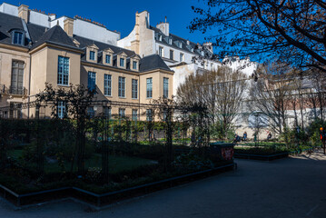 Naklejka premium Paris 3 ET 4