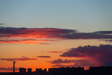 Fototapeta na wymiar Beautiful sky at sunset over the city