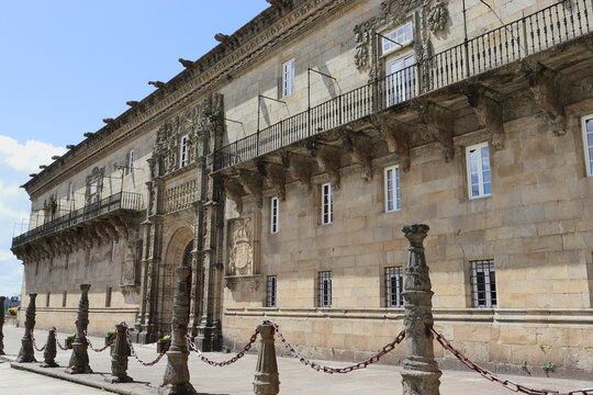 Hostel of the Catholic Monarchs o Hostal de los Reyes Cat&oacute;licos en Santiago de Compsotela, Galicia, Spain.