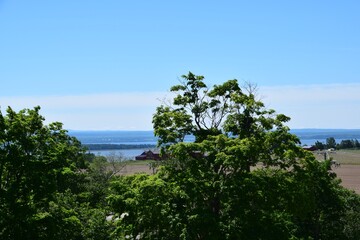 Fototapeta na wymiar Orlean island on the St-Lawrence river