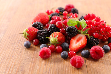 berries fruits