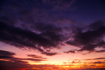 Fototapeta premium dramatic cloudy sky in the morning