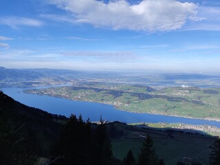 Fototapeta premium Vista panoramica dal sentiero sul monte Rigi, Svizzera