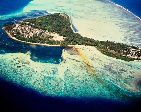 maldives, baros, north male atoll, sewage, sea, indian ocean, island, water pollution, pollution, untreated, environment, water, 
