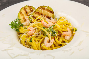 Pasta with prawn and zucchini