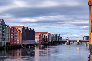 Naklejka premium Norwegian mountain fjords landscape