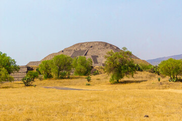 Templo de Teotihuacan en México en un día soleado