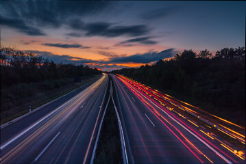 Obraz premium Autobahn Sonnenuntergang