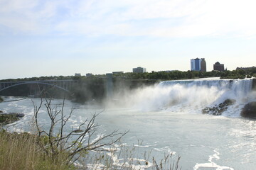 Niagara falls