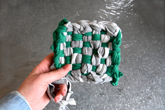 Tawashi zero waste recycling square fabric sponge. Hand-held creative workshop sponge. Wash the house daily
