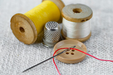 Handicraft items, threads, sewing needles.