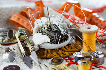 Handicraft items, threads, sewing needles.
