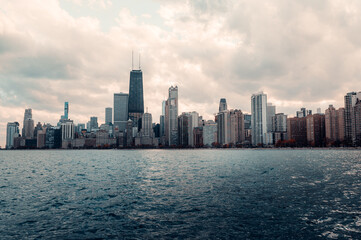 Fototapeta premium city skyline at sunset