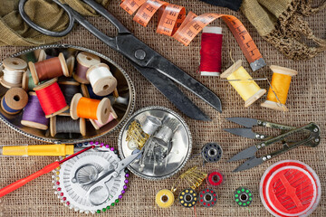 Handicraft items, threads, sewing needles.