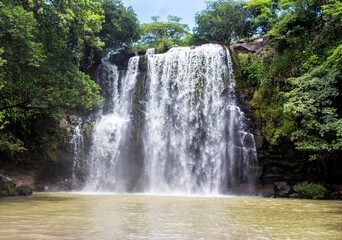 Fototapeta na wymiar Llanos del Cortes Waterfalls (Guanacaste, Costa Rica)
