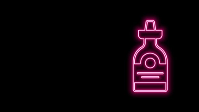 Glowing neon line Tequila bottle icon isolated on black background. Mexican alcohol drink. 4K Video motion graphic animation