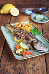 Gegrillter Wolfsbarsch mit Grillgemüse