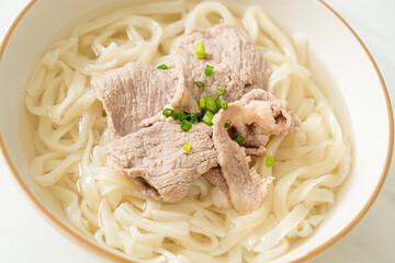 udon noodles with pork in clear soup