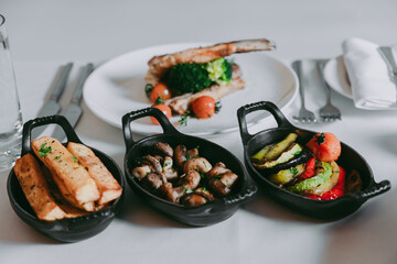 table setting for dinner