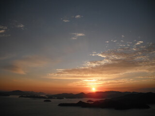 瀬戸内海の日の出 筆影山より A