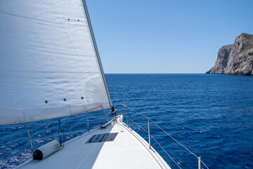 Obraz na płótnie Canvas Aegean sea sailing, summer holidays in Cyclades islands, Greece
