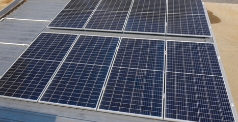 Obraz premium Solar cells on the roof, save the power