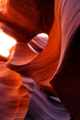 アンテロープキャニオンの幻想的な地下世界