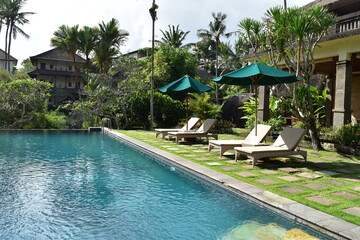 バリ島　休暇のプール　癒しの夏休み　旅行イメージ　背景素材　Bali vacation pool healing summer vacation travel image background material