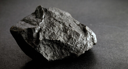 Graphite ore, also called black lead or plumbage, graphite has multiple and important industrial applications.