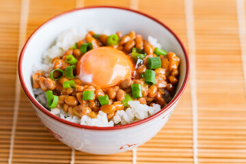 納豆　卵かけご飯　TKG　【 朝 ごはん イメージ 】