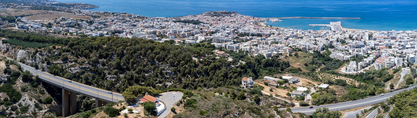 Fototapeta na wymiar View of city Rethymno, Greece, Crete