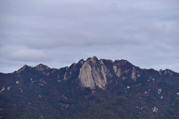 Fototapeta na wymiar A view of Dobongsan National Park, a mountain that many people visit in Korea