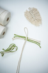 DIY Macrame, Handarbeit selber machen, Dekoration mit Makramee, Anleitung HAndarbeit und Hobby