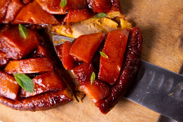 Papaya tarte tatin. Traditional French recipe without apple but with tropical fruit.