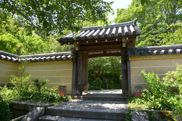 浄瑠璃寺　山門　京都府木津川市