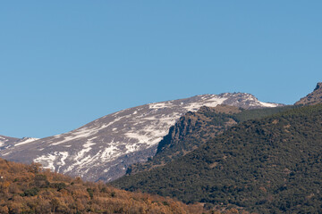 mountainous landscape in Sierra Nevada