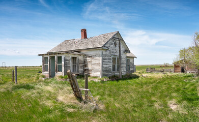 Abandoned house in the hamlet of Robsart, Saskatchewan, Canada