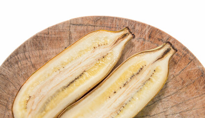 Ripe banana Sweet and fragrant The flesh is yellow clay