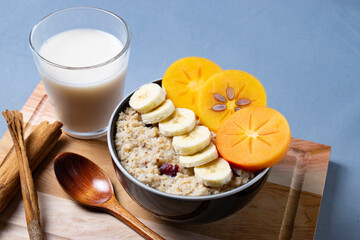 porridge with persimmons