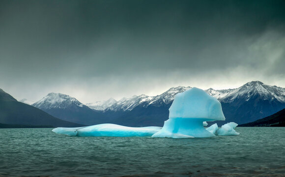 South America. Argentina.  Santa Cruz Province. Patagonia. .Glaciers National Park (Parque Nacional de los Glaciars).Iceberg from glacier Perito Moreno on Lake Argentino..Photo: ANGELO CAVALLI