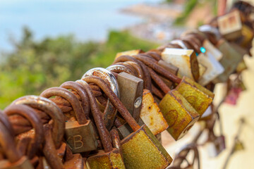 Many old keys are locked.