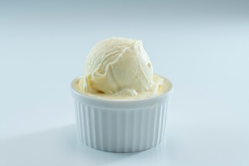 新鮮な牛乳から作られる甘くて美味しいアイスクリーム
